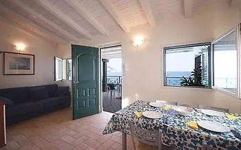 Residence Baia La Ruota Bordighera 2*,
